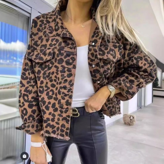 New European and American spring and autumn denim jackets leopard print long sleeved short loose fitting casual jackets for women now in stock.